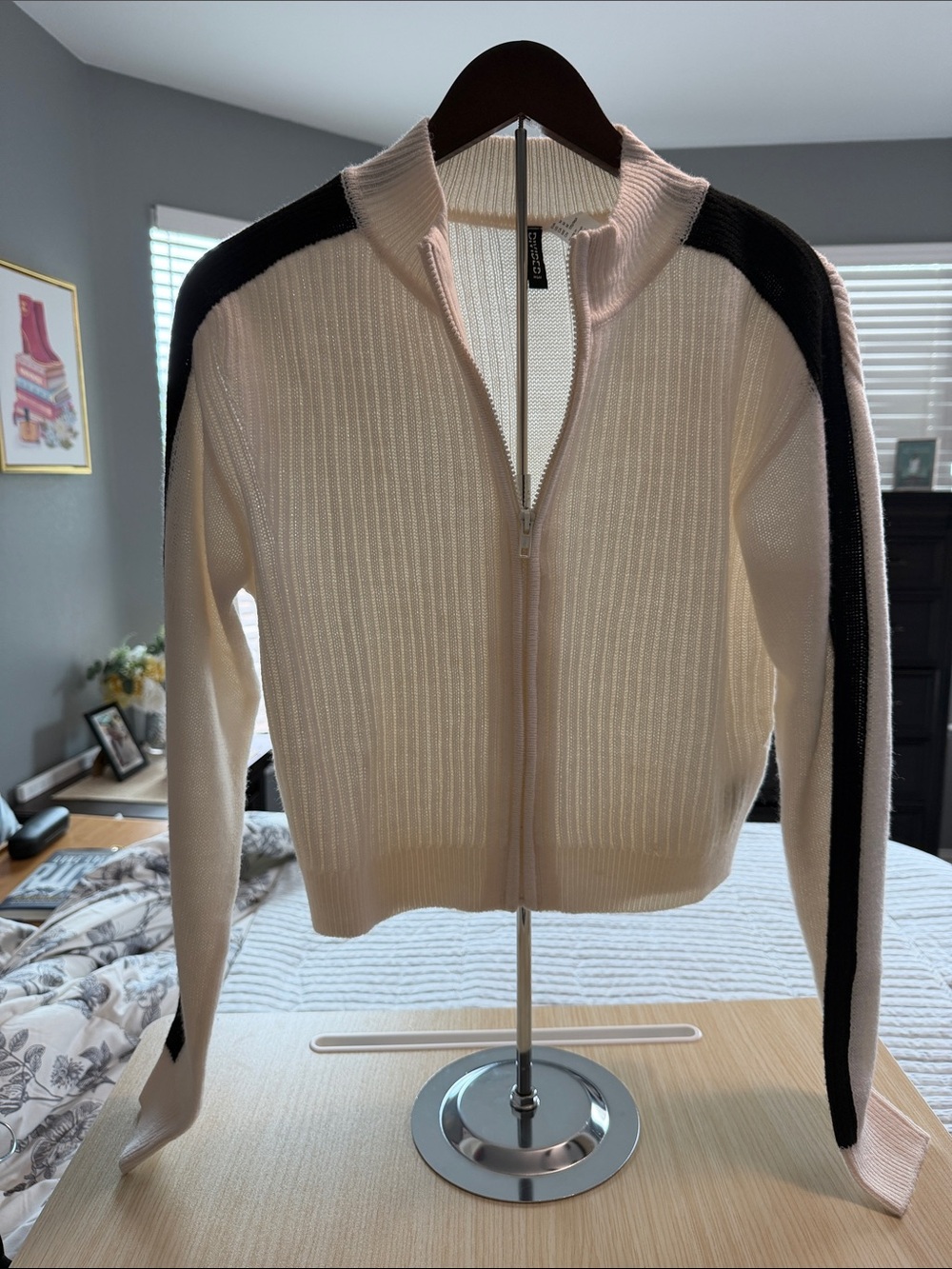 H&M Cream Zip-Up Ribbed Cardigan with Black Shoulder Stripes